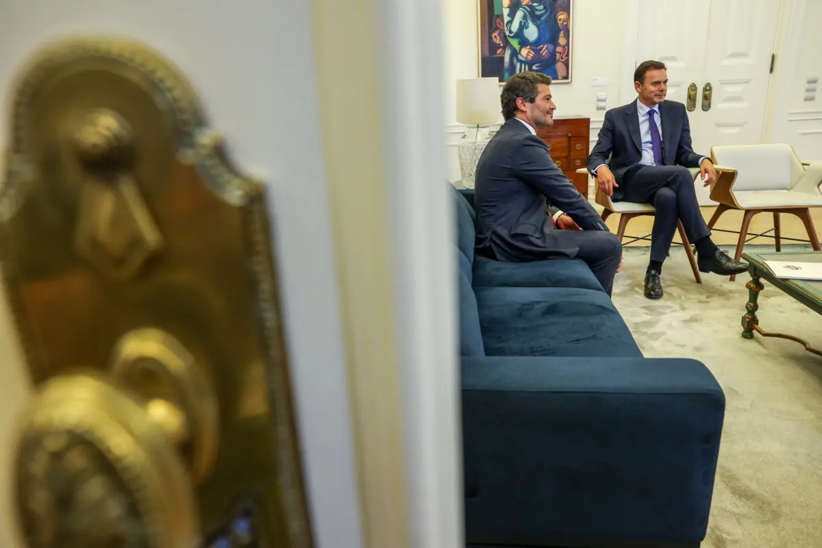 "O problema não é a normalização de uma força política, mas das suas ideias", refere Brilhante Dias à TSF