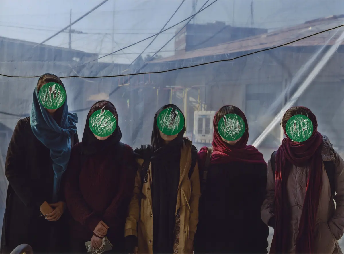 Imagem de contexto do artigo "As mulheres com lenço eram o objeto, agora são as mulheres sem lenço: o Irão é mais sofisticado do que isso"