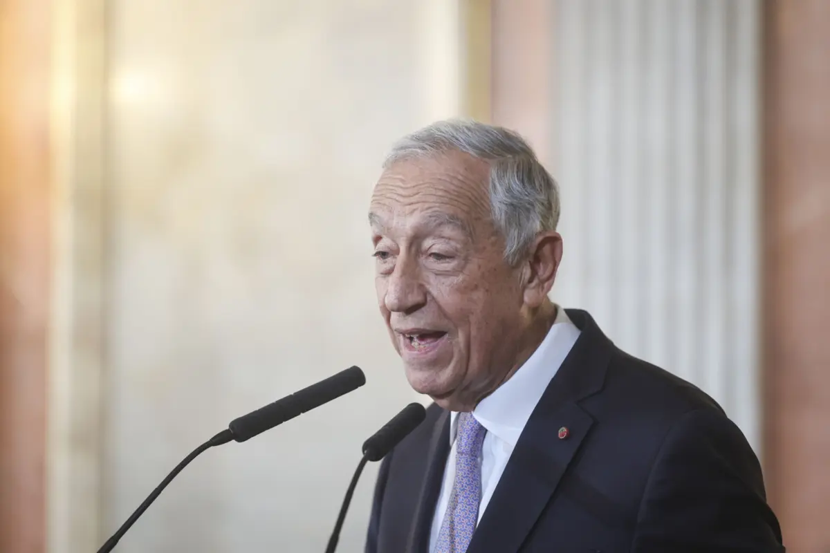 O chefe de Estado tinha anunciado que Mario Draghi foi convidado para falar "da sua visão da Europa e do mundo".