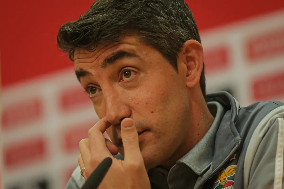 Imagem de contexto do artigo "Quero um futebol ofensivo e que puxe pela bancada." Bruno Lage apresentado como treinador do Benfica