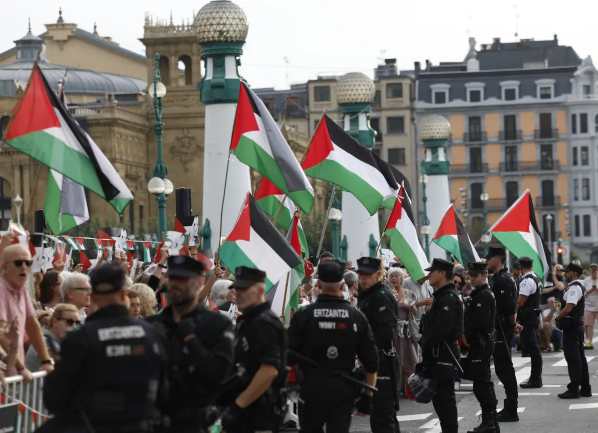 Imagem de contexto do artigo Crónica de cinema: festival de San Sebastián arranca com manifestações pela Palestina e crianças mal-comportadas