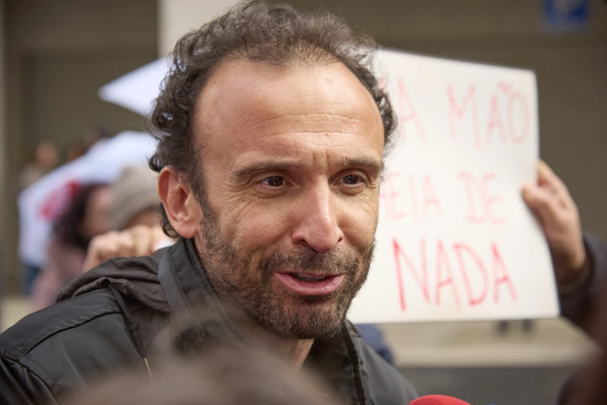 Imagem de contexto do artigo STOP condiciona acordo para reposição de tempo de serviço dos professores a "sufrágio democrático nas escolas"