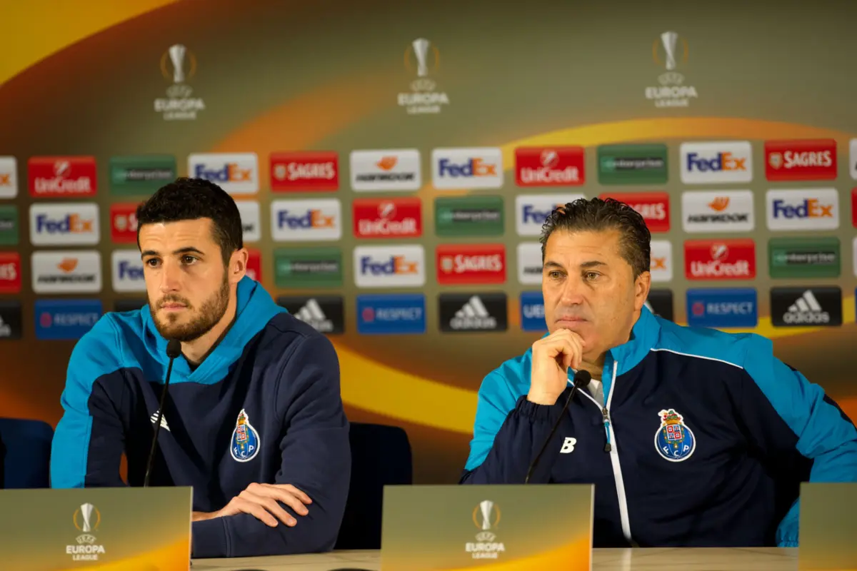 Imagem de contexto do artigo José Peseiro diz que "Anselmi precisa de tempo" e acredita que Marcano será elemento de estabilidade