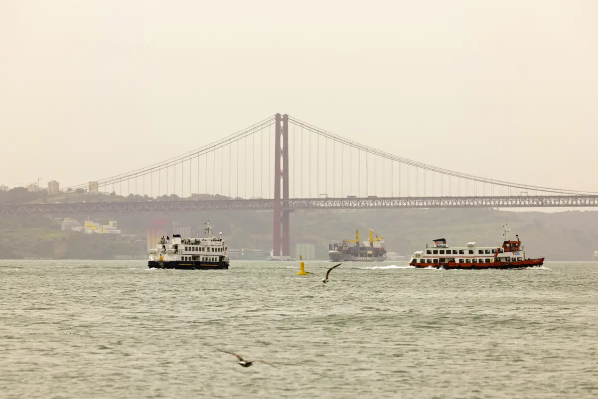 Imagem de contexto do artigo Concentração elevada de partículas em suspensão devido a poeiras do Norte de África em "grande escala" na Europa