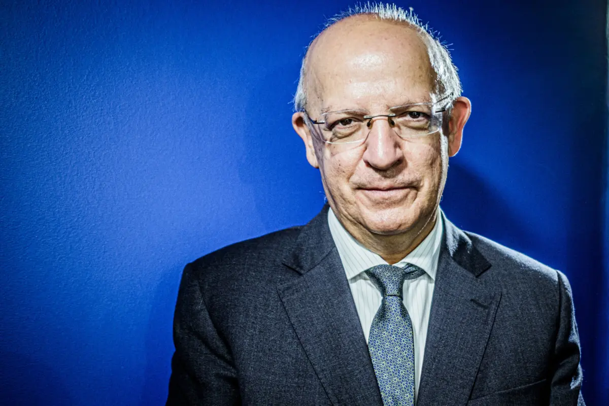 Imagem de contexto do artigo Conselho estratégico do PS arranca com ensino superior na agenda. Santos Silva elogia postura de Carneiro