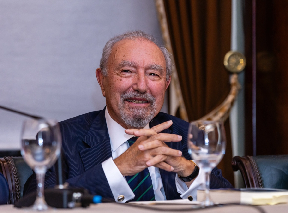 Imagem de contexto do artigo "O sistema europeu é de tal maneira complexo, confuso e disperso, que é difícil perceber quem manda e quem faz o quê"