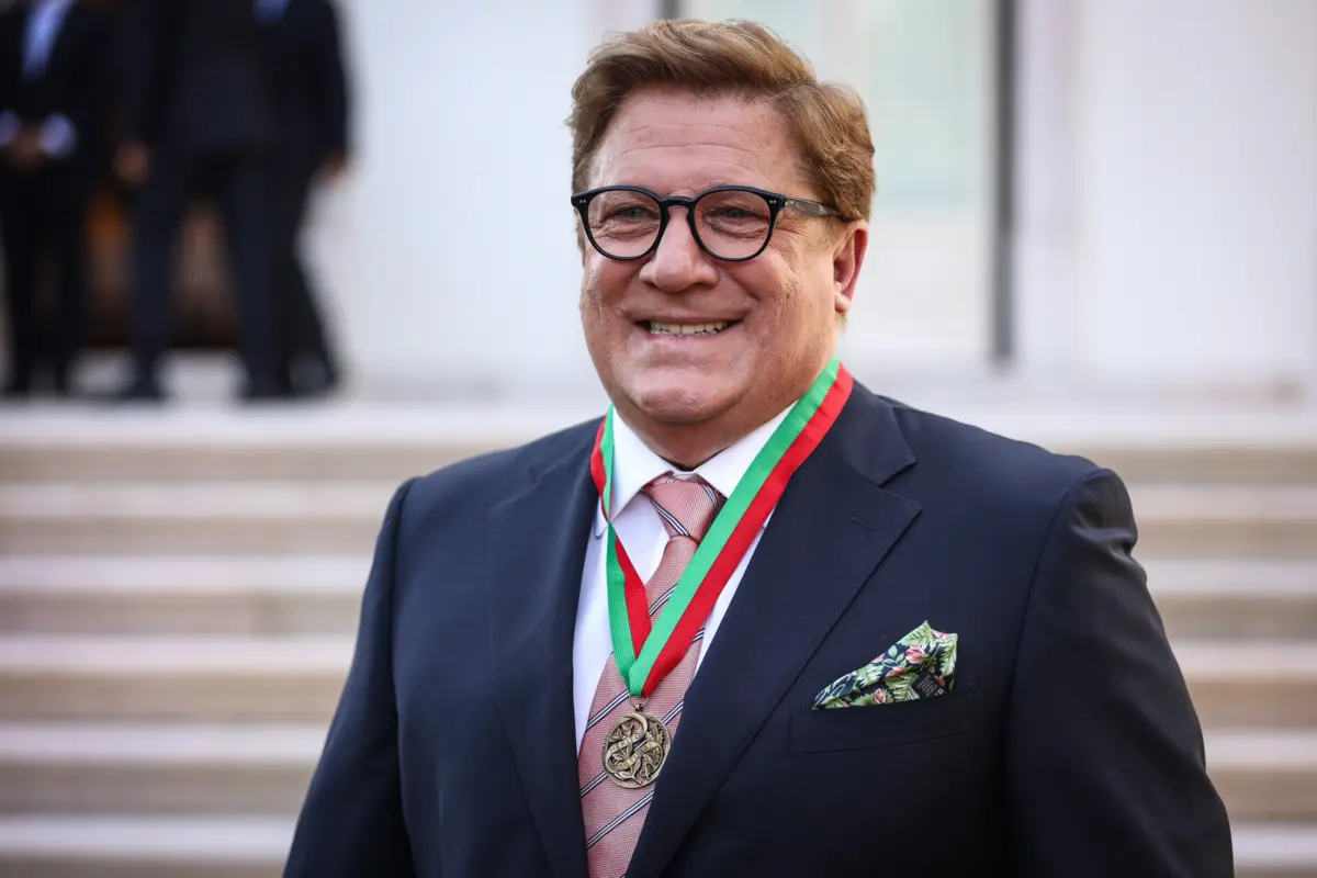 Imagem de contexto do artigo Herman feliz com medalha de Governo "híper demissionário" avisa que "liberdade não é oferecida"