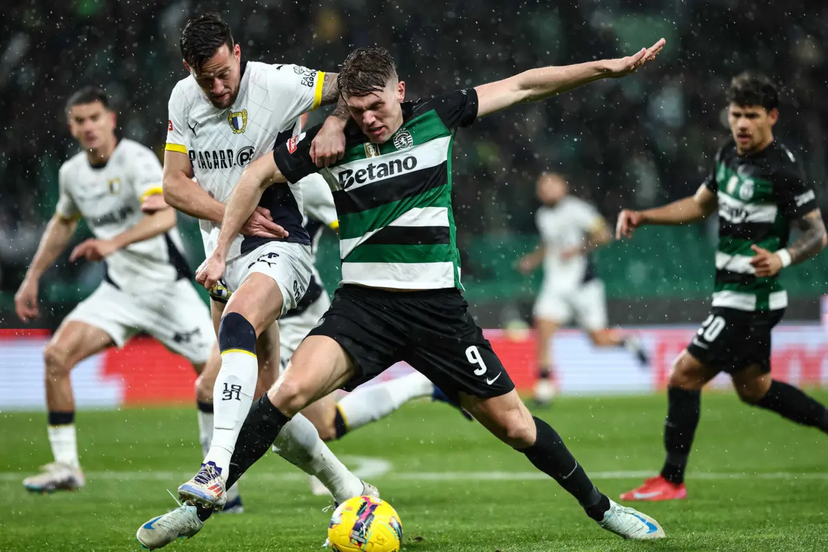 Imagem de contexto do artigo Festa é leonina, maestro é sueco: Sporting vence Famalicão por 3-1. Veja os golos