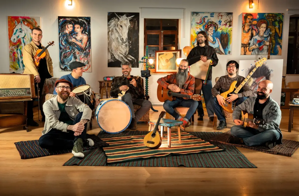 Imagem de contexto do artigo Guitarrinho, "a guitarra portuguesa que foi à máquina de lavar": não era tocado em Portugal há cem anos