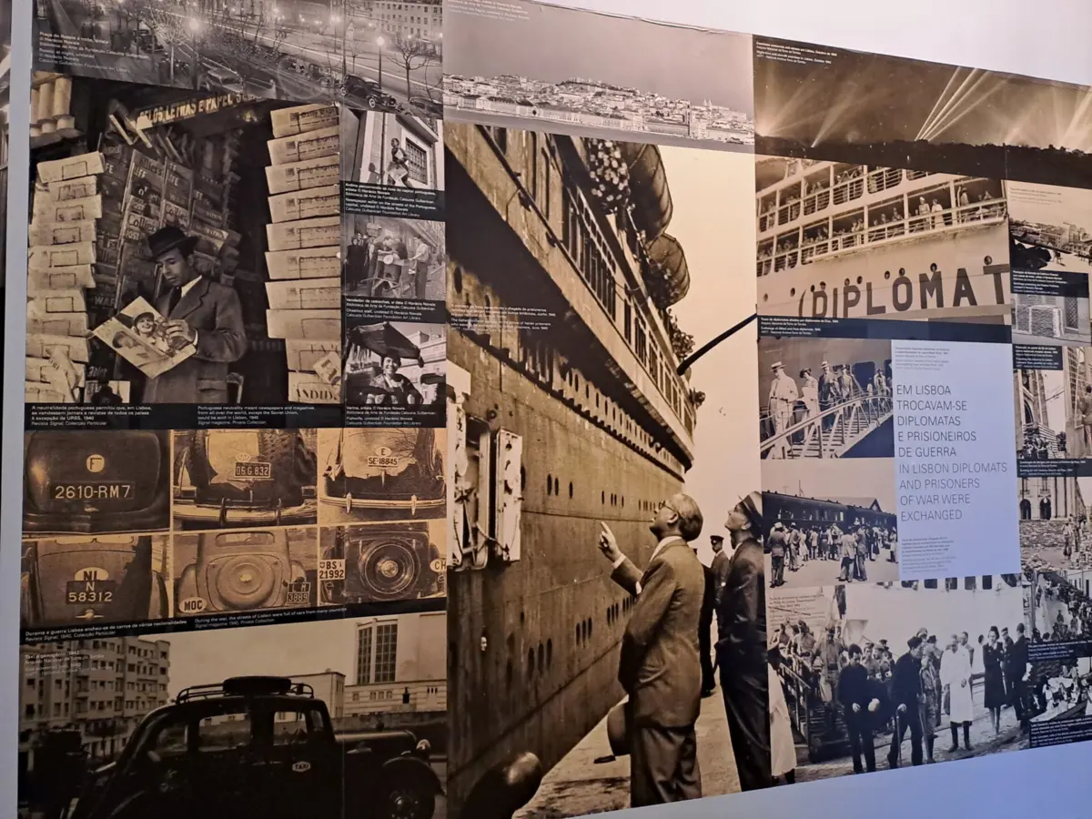 Foto de um navio, no Museu dos refugiados em Vilar Formoso