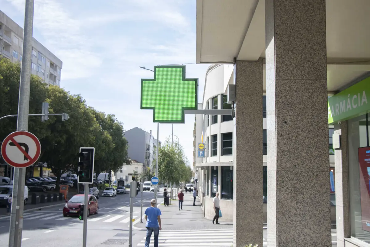 Imagem de contexto do artigo Associação lança inquérito para fixar jovens farmacêuticos no setor