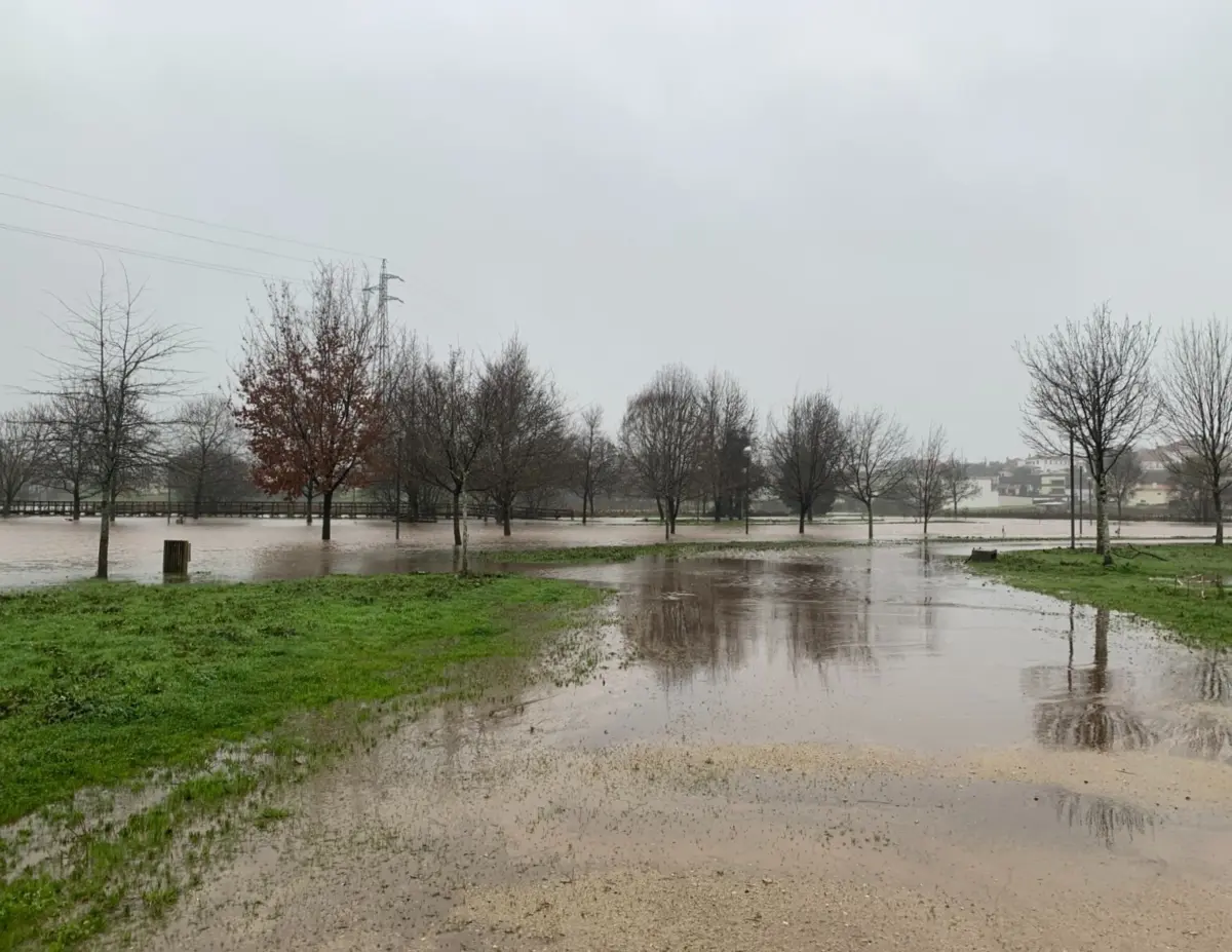 O parque municipal da cidade ficou completamente inundado