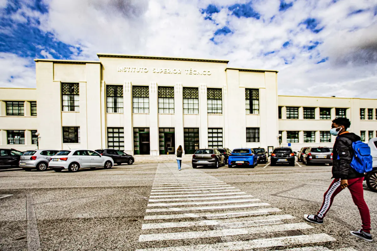 O satélite ISTSAT-1 deverá funcionar pelo menos durante cinco anos