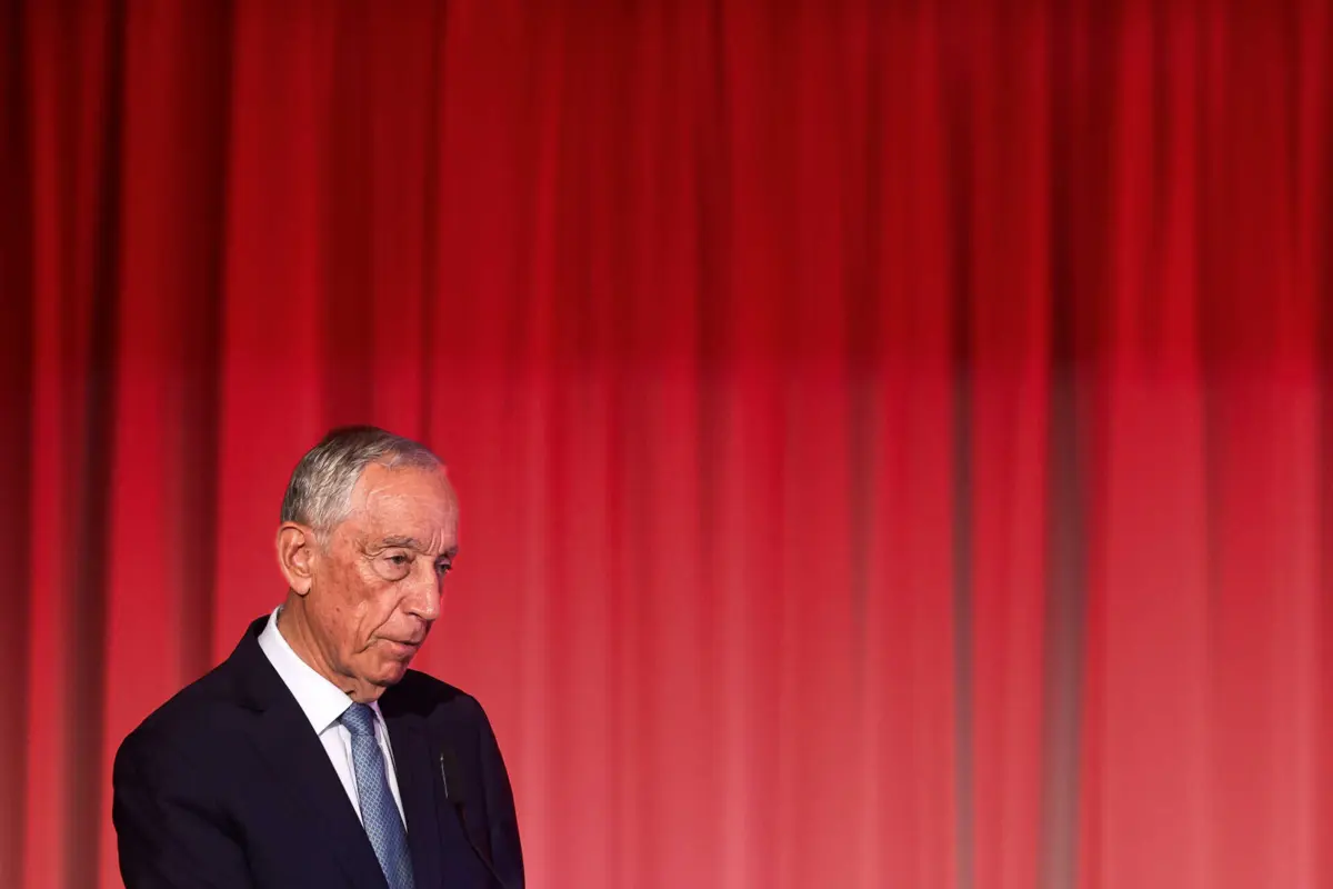 Imagem de contexto do artigo Presidente fala às 18h30 após debate da moção de censura e de Montenegro ter anunciado voto de confiança