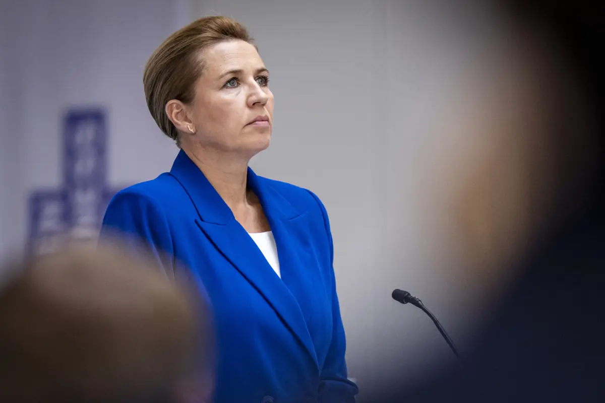 A chefe do Governo dinamarquês defende que os 27 Governos da União devem reconhecer a ameaça russa como um problema comum