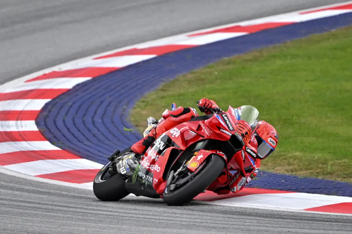 Imagem de contexto do artigo MotoGP: Marc Márquez vence Grande Prémio da Áustria, Miguel Oliveira em 17.º