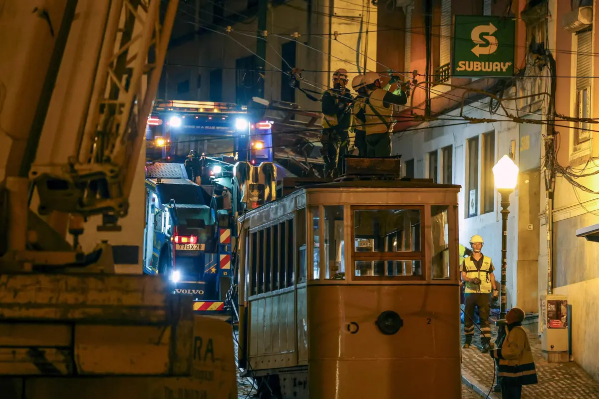 Imagem de contexto do artigo Seguradoras querem “chegar o mais rapidamente possível” aos lesados do acidente no elevador da Glória