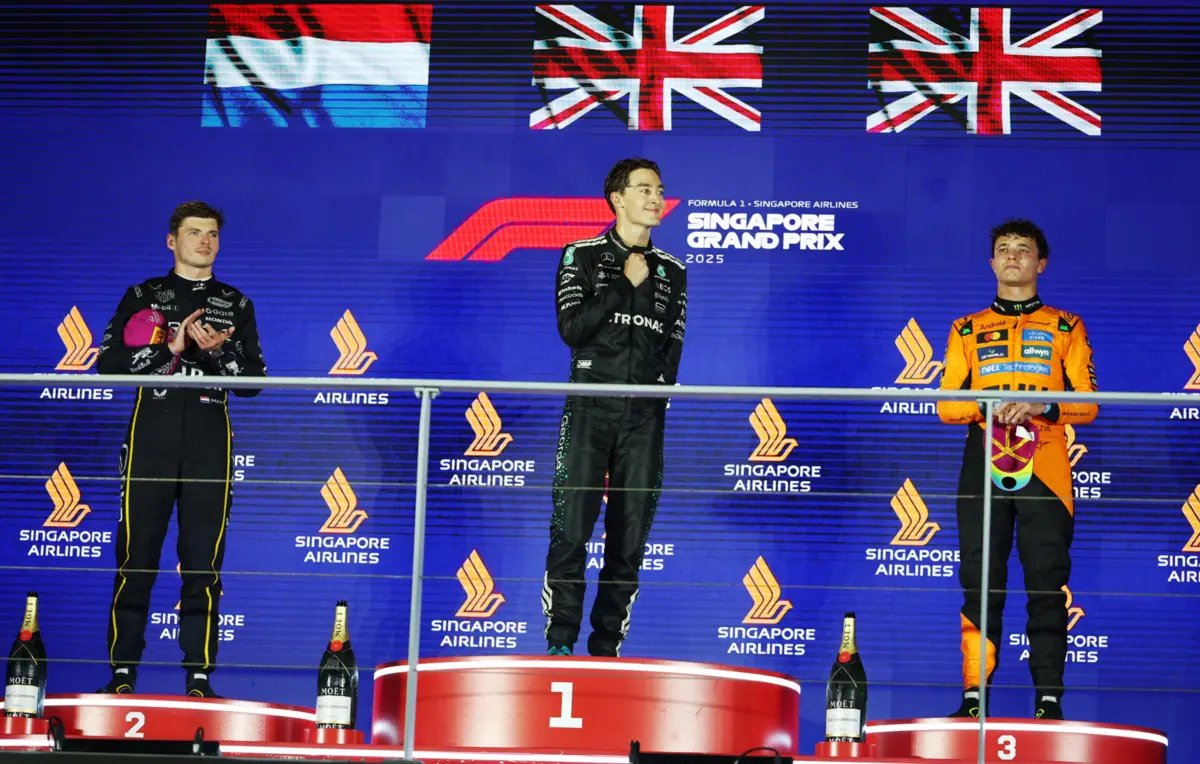 Imagem de contexto do artigo McLaren revalida título de construtores e George Russell vence GP de Singapura