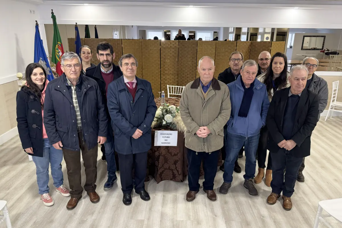 Elementos da Associação Futuro do Barroso