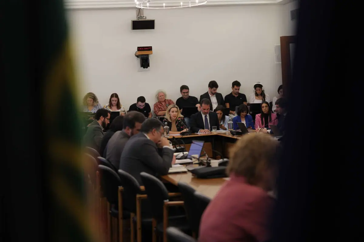 Imagem de contexto do artigo Caso gémeas: comissão de inquérito ouve esta terça-feira chefe da Casa Civil do Presidente da República