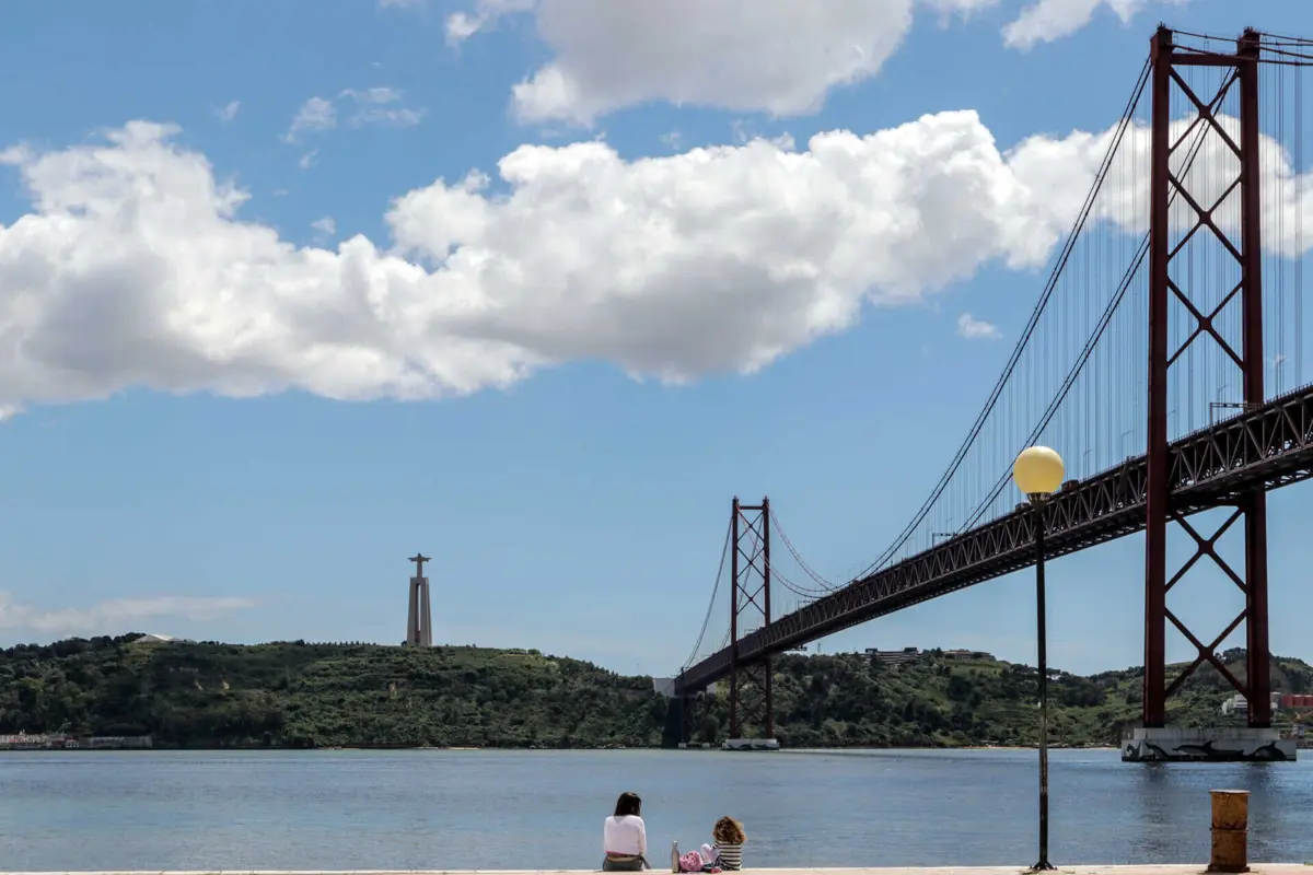 Imagem de contexto do artigo Ponte 25 de Abril cortada ao trânsito na madrugada deste domingo