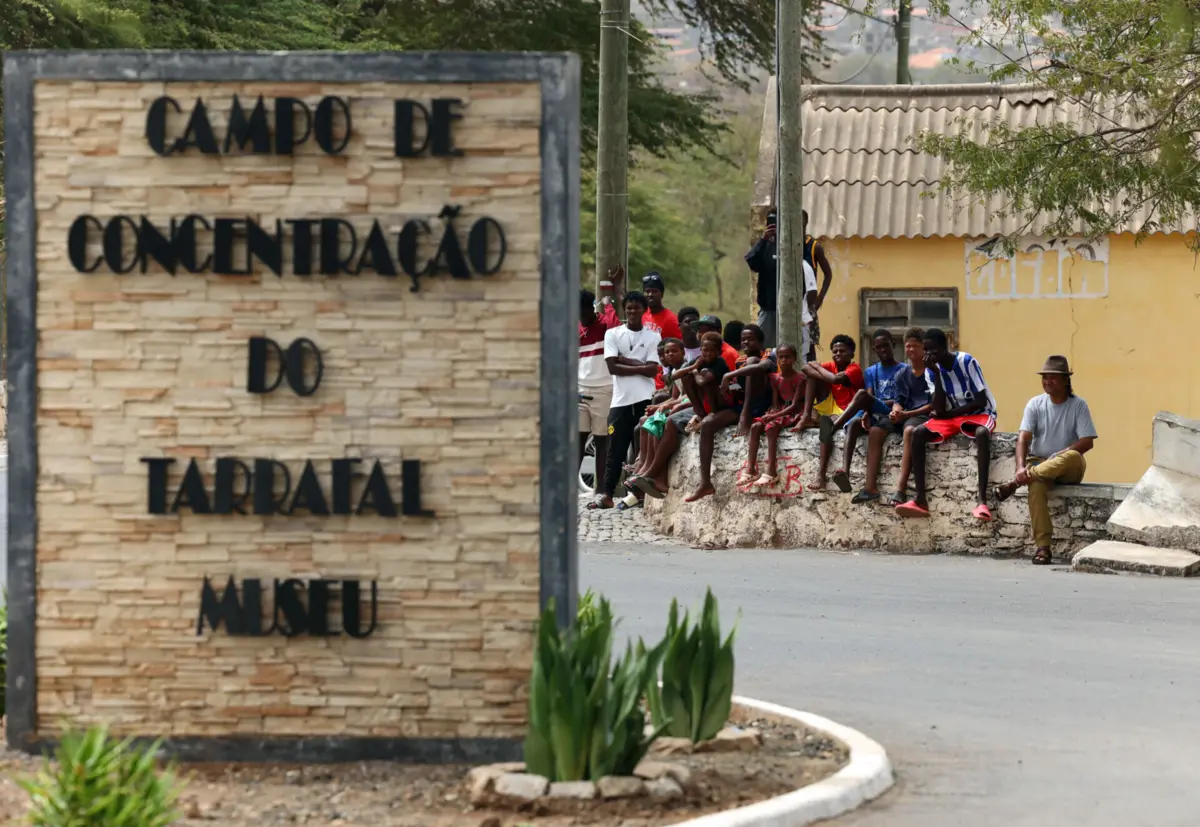 Imagem de contexto do artigo Campo de concentração do Tarrafal é agora um museu. Marcelo deixa convite para uma visita
