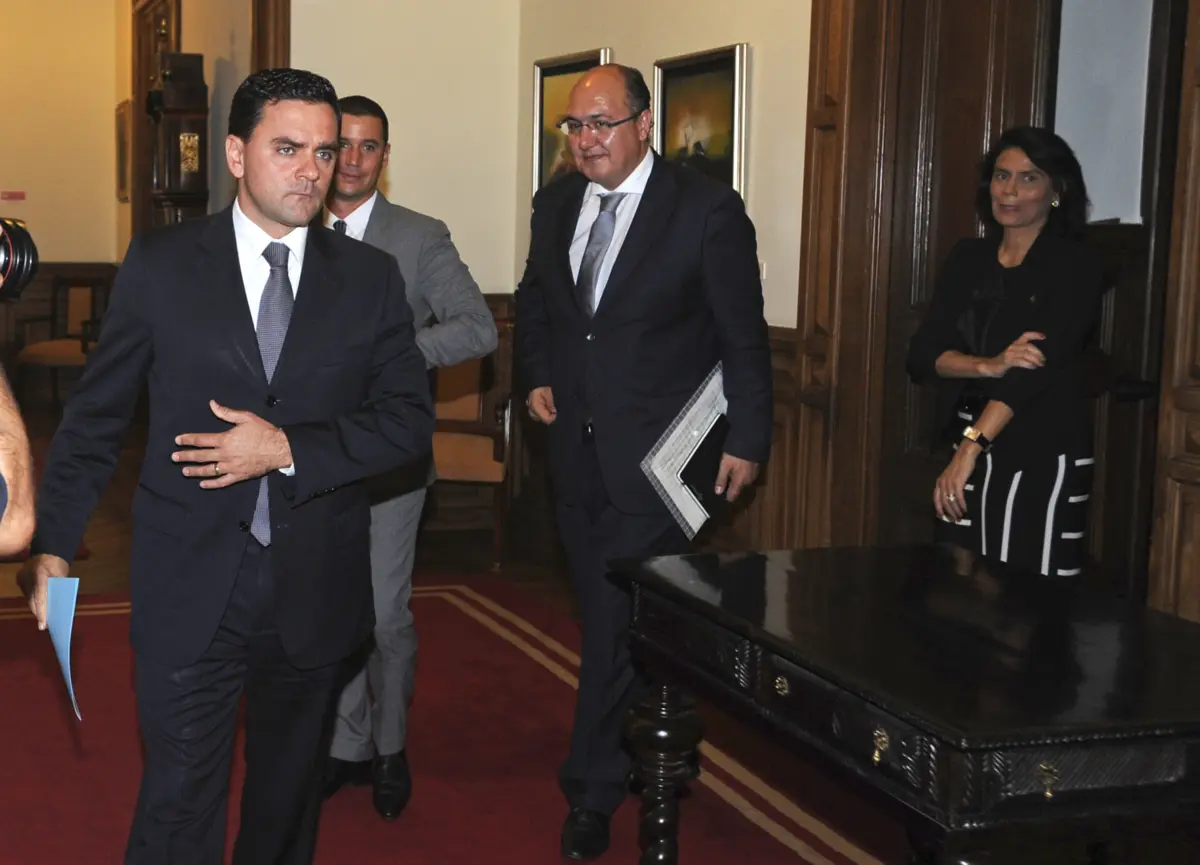 António Gameiro, ao centro, com João Galamba e Pedro Marques