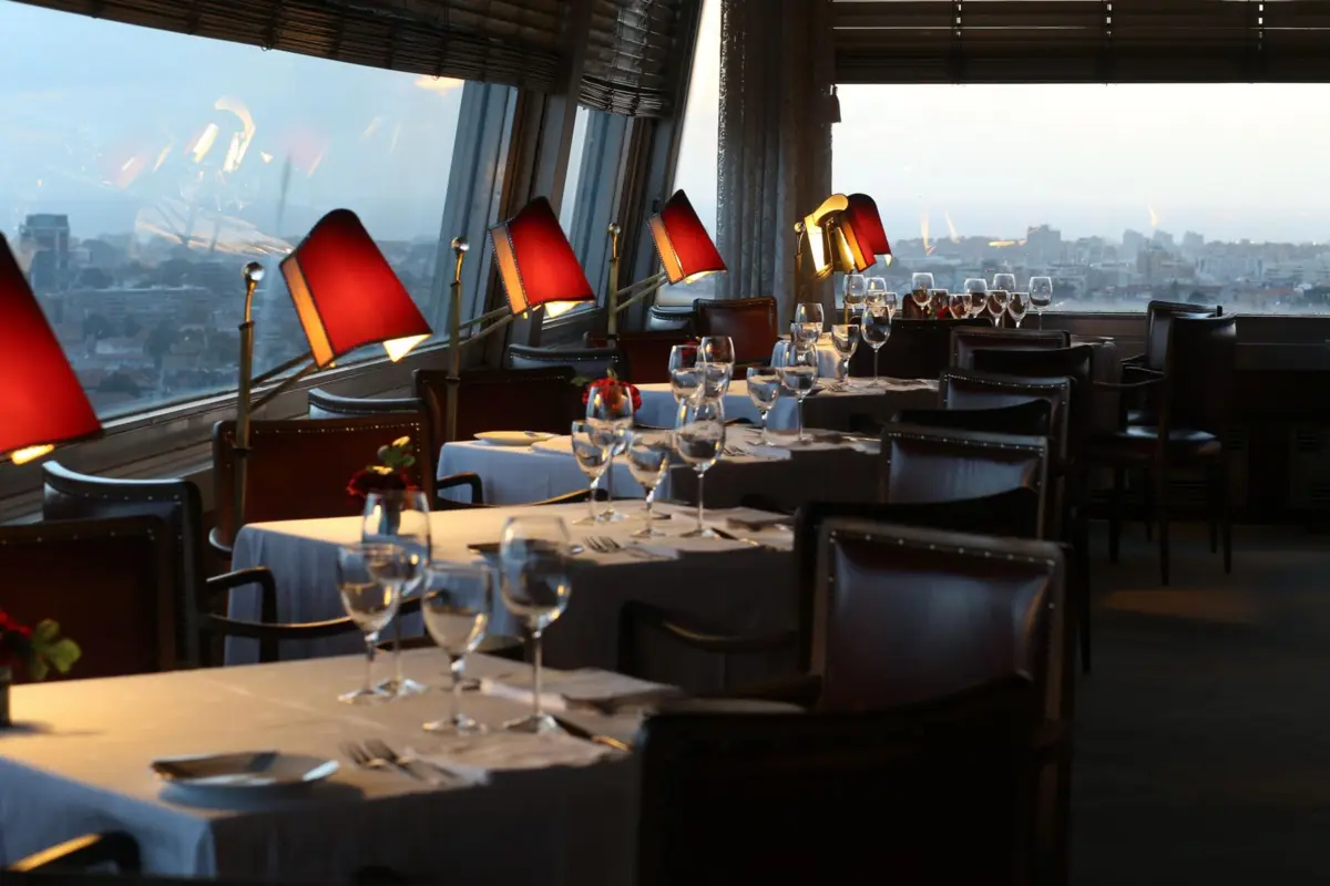 Imagem de contexto do artigo No São Valentim, é o coração que paga os "excessos" à mesa