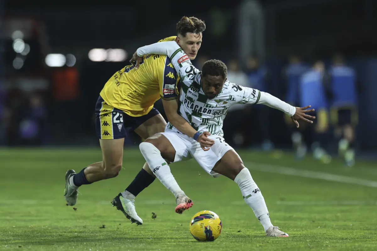 Imagem de contexto do artigo Estoril e Moreirense empatam a dois golos. Veja os lances