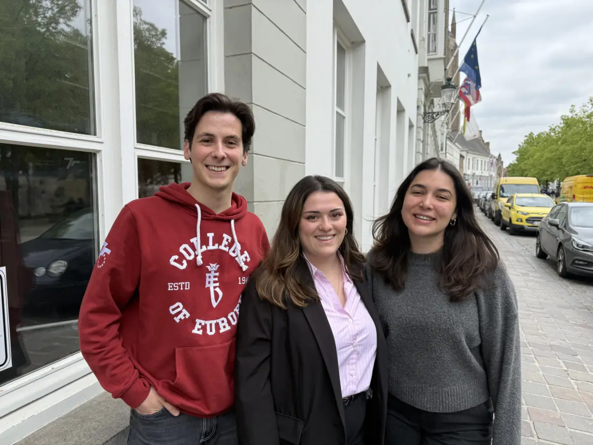 Imagem de contexto do artigo Fontes Europeias no Colégio da Europa: três jovens portugueses debatem os desafios da UE