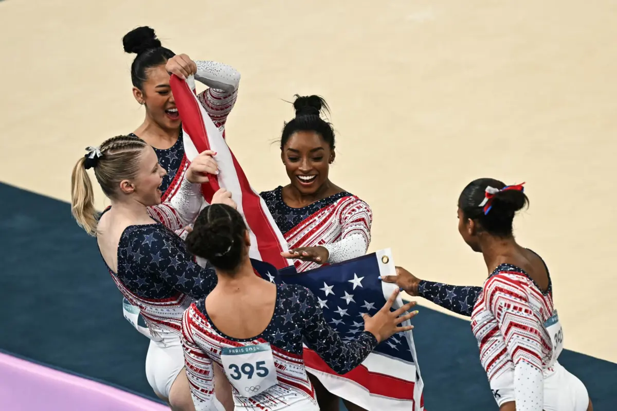 Imagem de contexto do artigo Paris 2024. Ouro por equipas dá oitava medalha a Biles em dia histórico para o Brasil