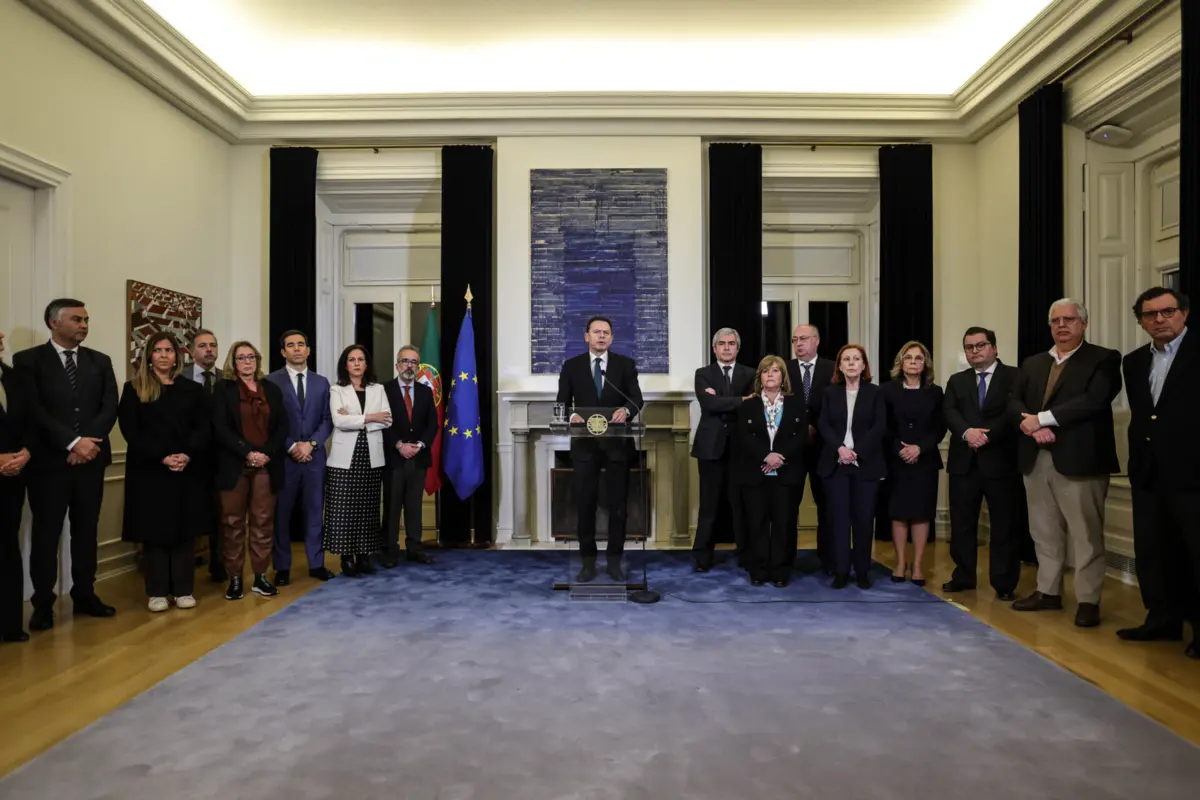 Imagem de contexto do artigo Declarações de rendimentos, património e interesses de Montenegro estão “em verificação”