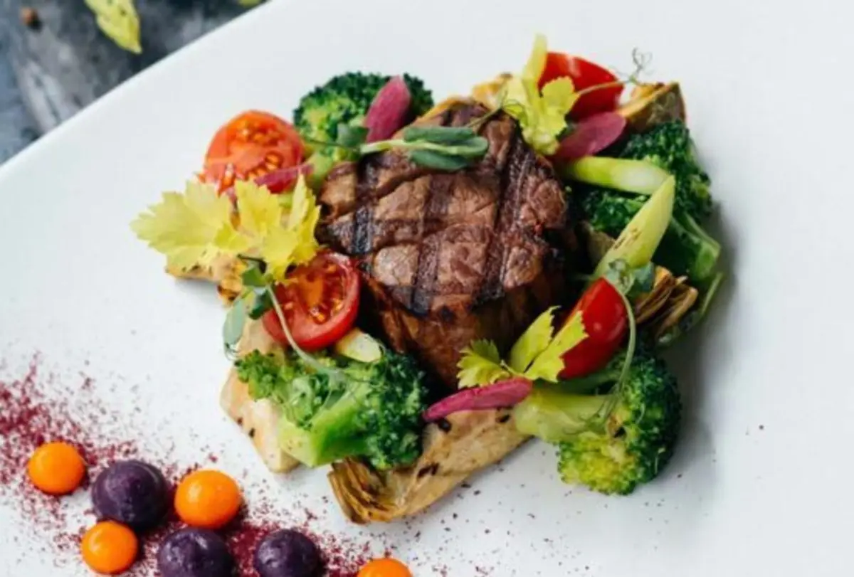 Casa Nunes by Zé Tó