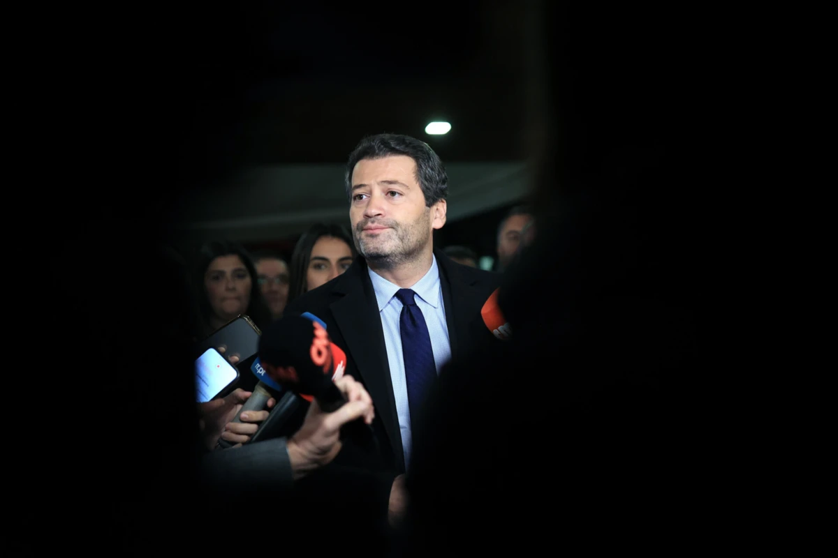 Imagem de contexto do artigo Ventura acusa PS e PSD de "bullying político" à procuradora-geral da República