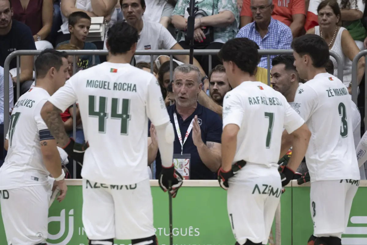 Imagem de contexto do artigo Ainda pode ficar pior? Portugal perde com a Espanha e só tem derrotas no Europeu de hóquei em patins