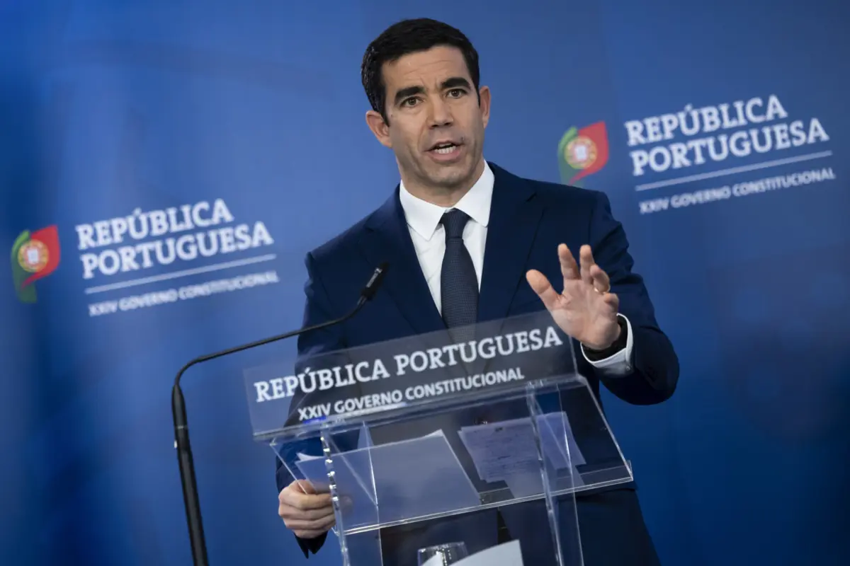 O ministro da Presidência, António Leitão Amaro