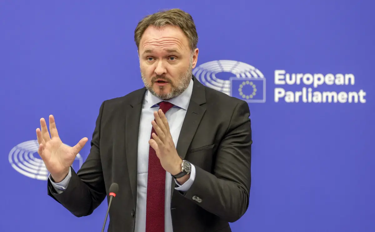 Imagem de contexto do artigo Bruxelas elogia resposta de Portugal e Espanha ao apagão e afasta culpa das renováveis