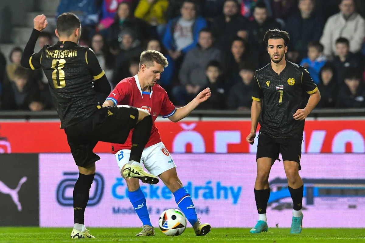 Imagem de contexto do artigo Euro 2024: Médio checo Sadilek cai de bicicleta e desfalca adversário de Portugal