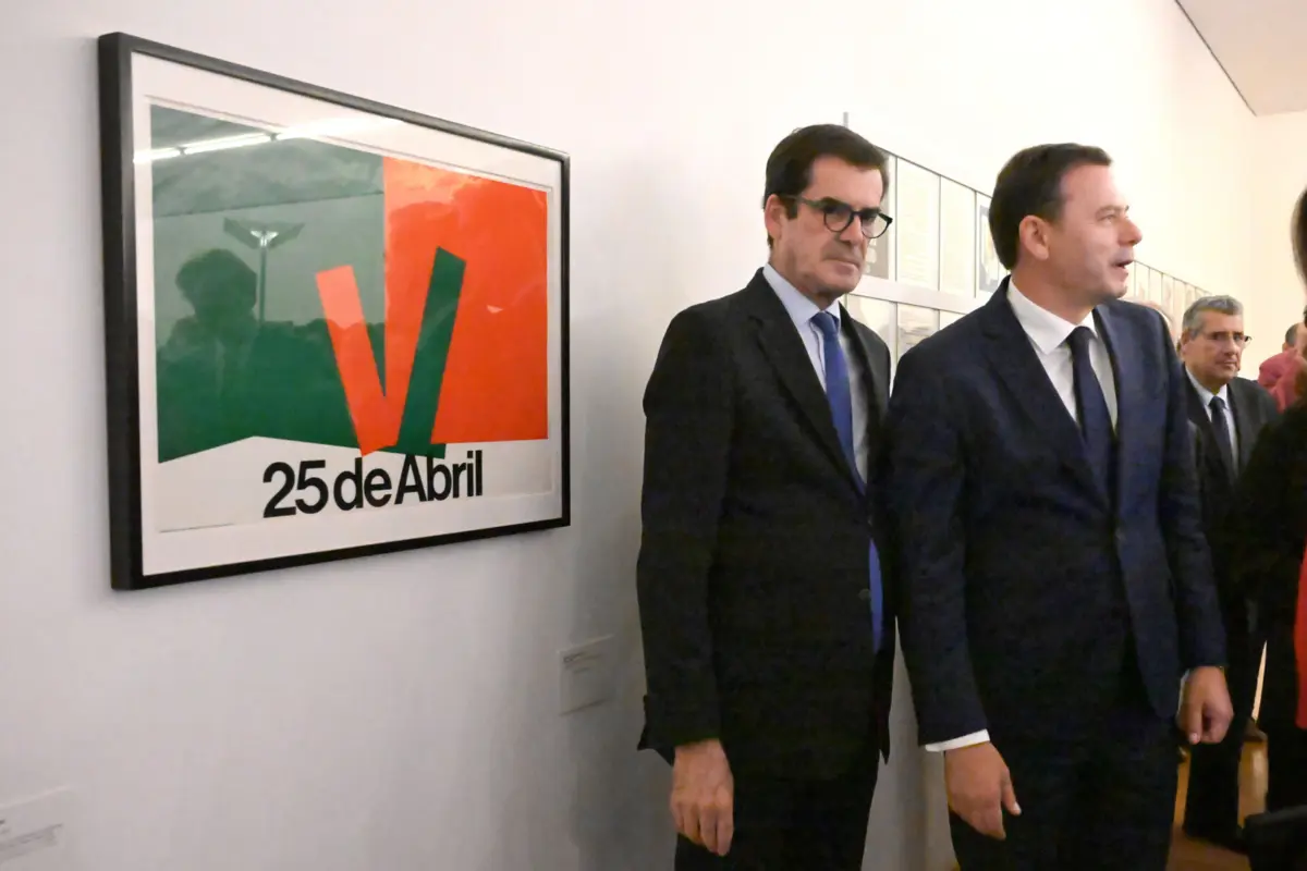 O presidente da Câmara do Porto, Rui Moreira, com o primeiro-ministro, Luís Montenegro