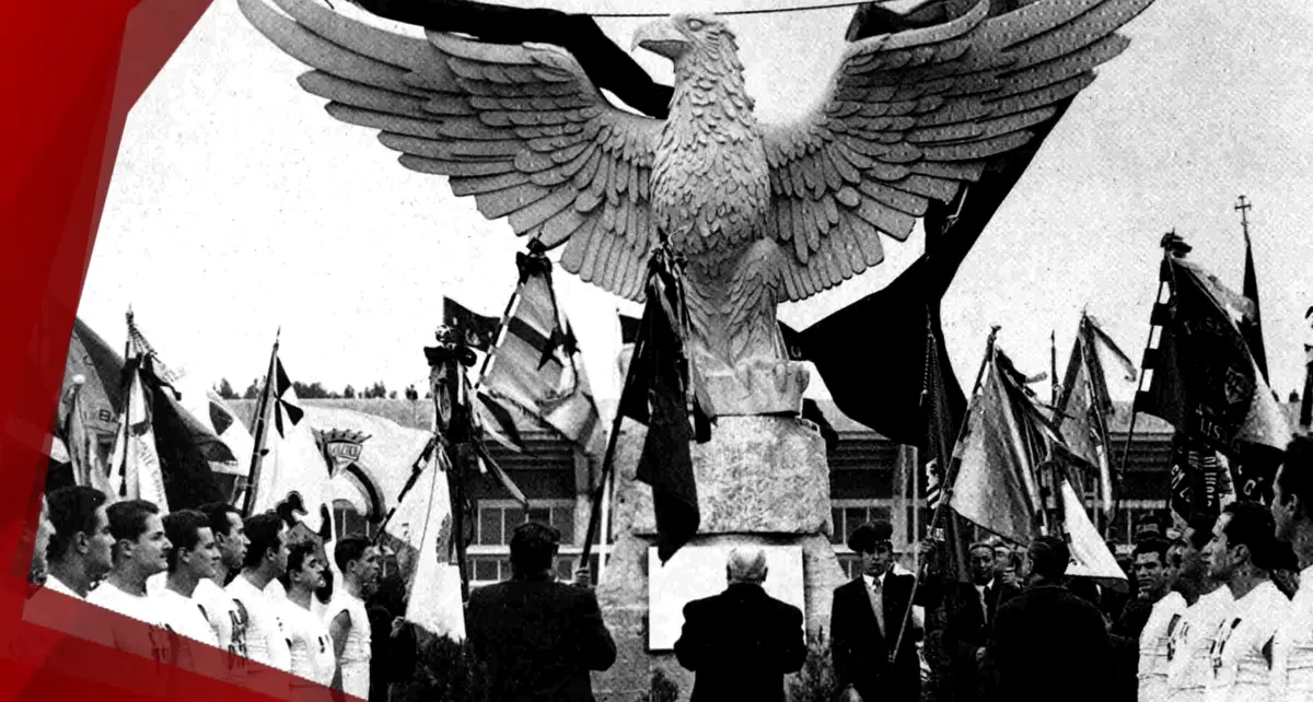 Imagem de contexto do artigo A águia que durante anos esteve na porta número 1 da Luz foi iniciativa do Atlético