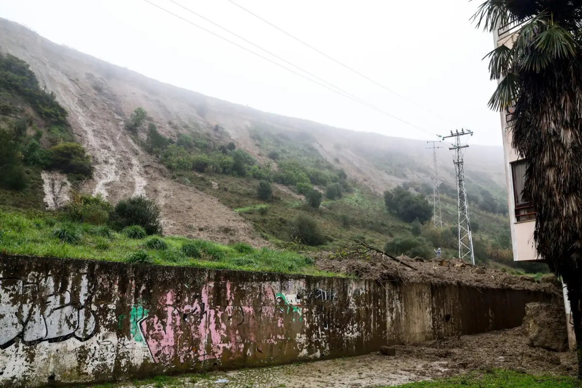 Imagem de contexto do artigo Almada: 35 casas da Azinhaga dos Formozinhos terão de ser demolidas