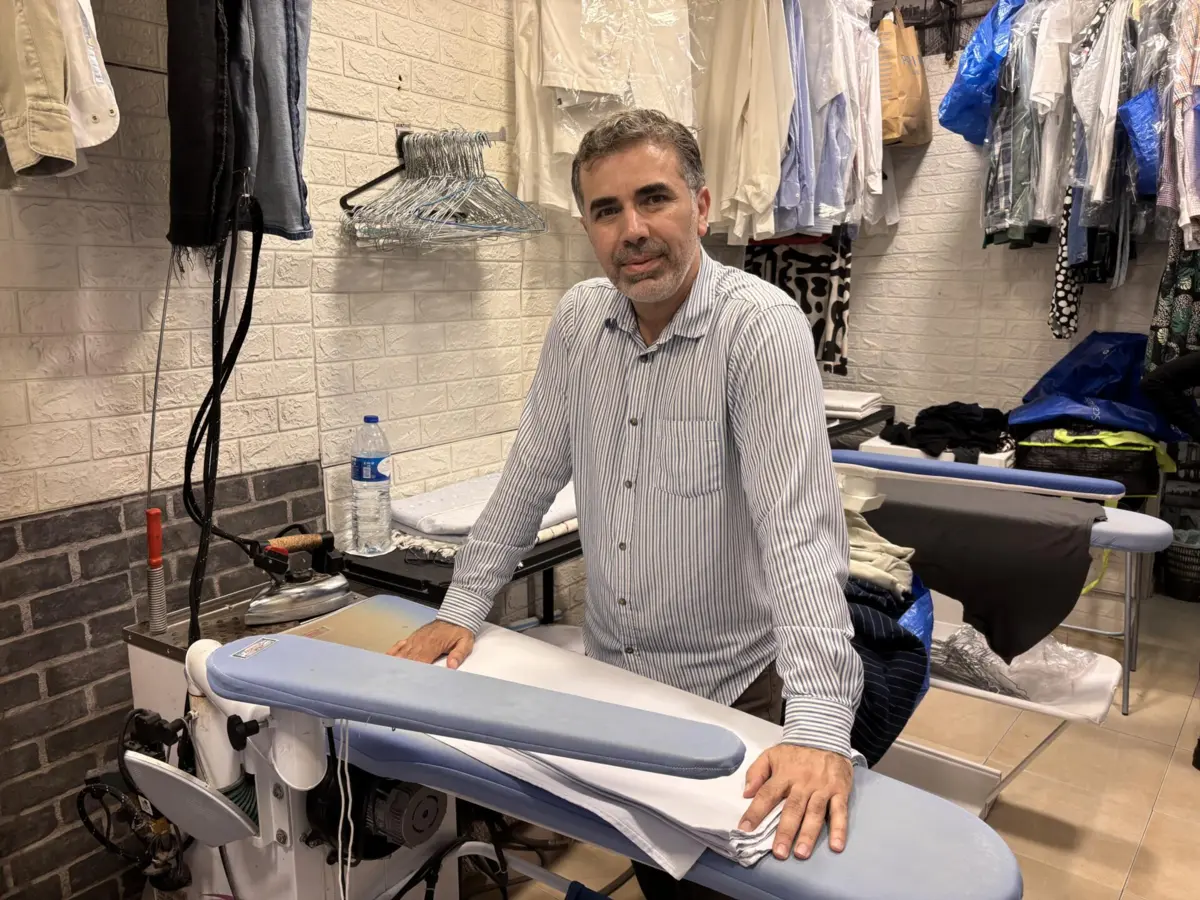 Imagem de contexto do artigo Casal de refugiados sírios atravessa Mediterrâneo em bote e hoje dá emprego a portugueses