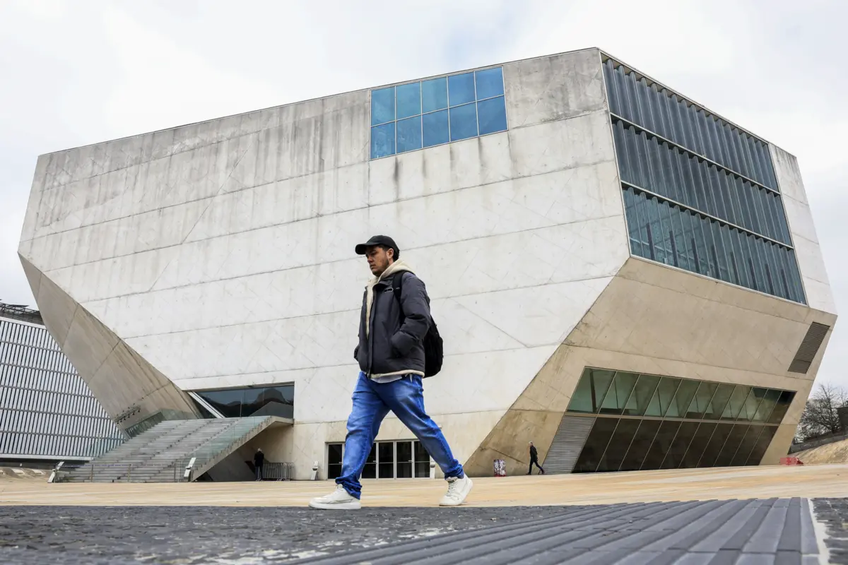 Imagem de contexto do artigo Do Bolhão ao Hospital de S. João: Casa da Música celebra 20 anos com concertos gratuitos pela cidade do Porto