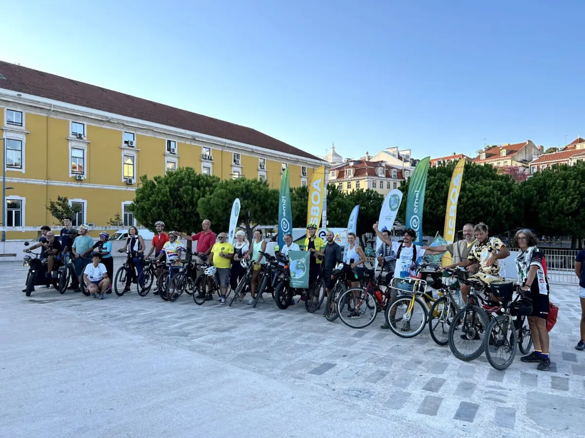 Imagem de contexto do artigo COP30 Bike Ride: ativistas reúnem com cinco autarcas portugueses e levam "puzzle" sobre mobilidade urbana aos líderes mundiais