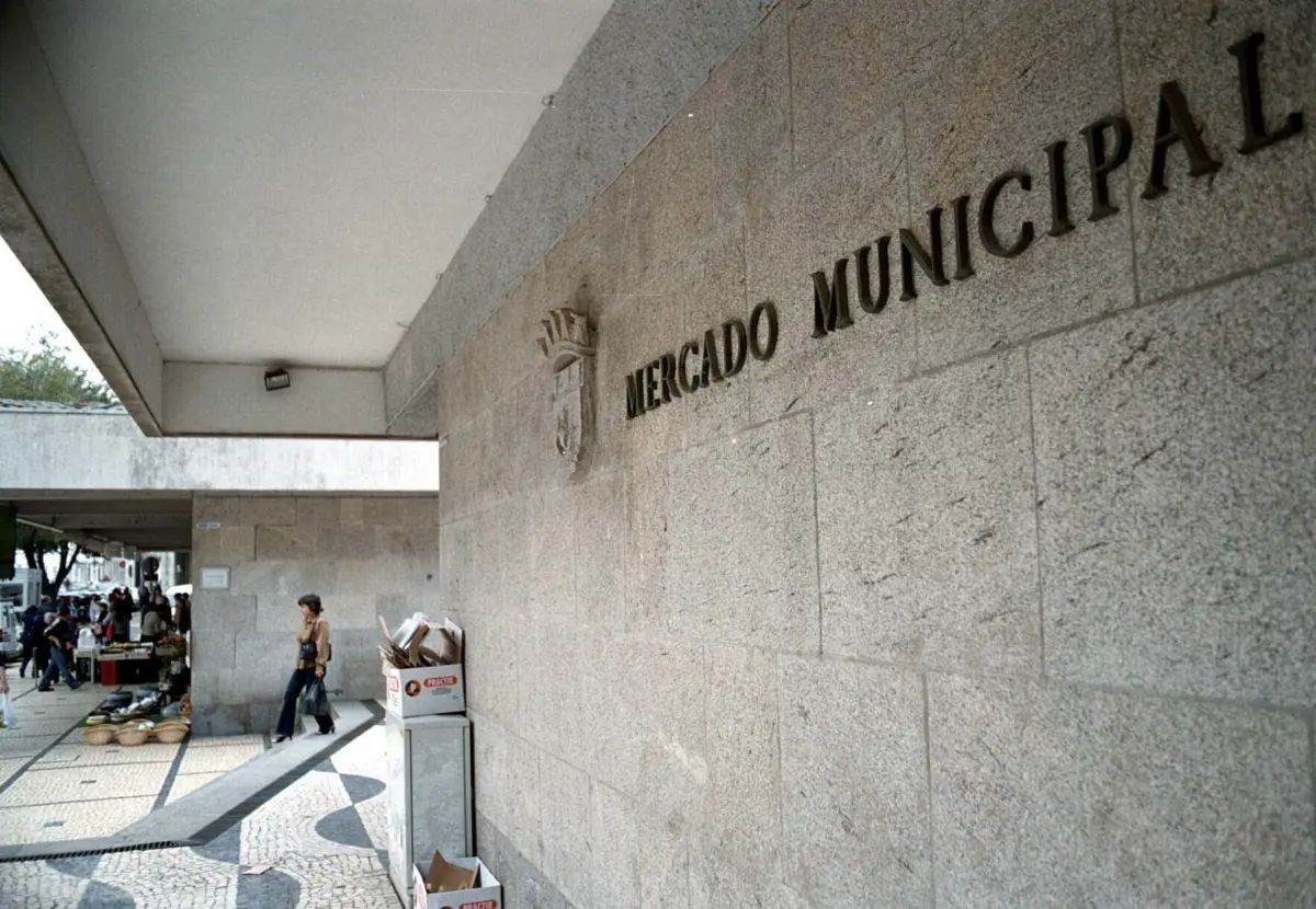 Imagem de contexto do artigo Câmara de Viana do Castelo aprova terceiro concurso para novo mercado municipal: aumenta em 700 mil euros o preço base