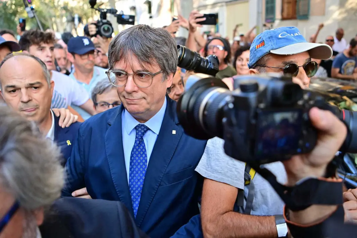 Imagem de contexto do artigo Puigdemont regressa à Bélgica após ter conseguido fugir à polícia catalã