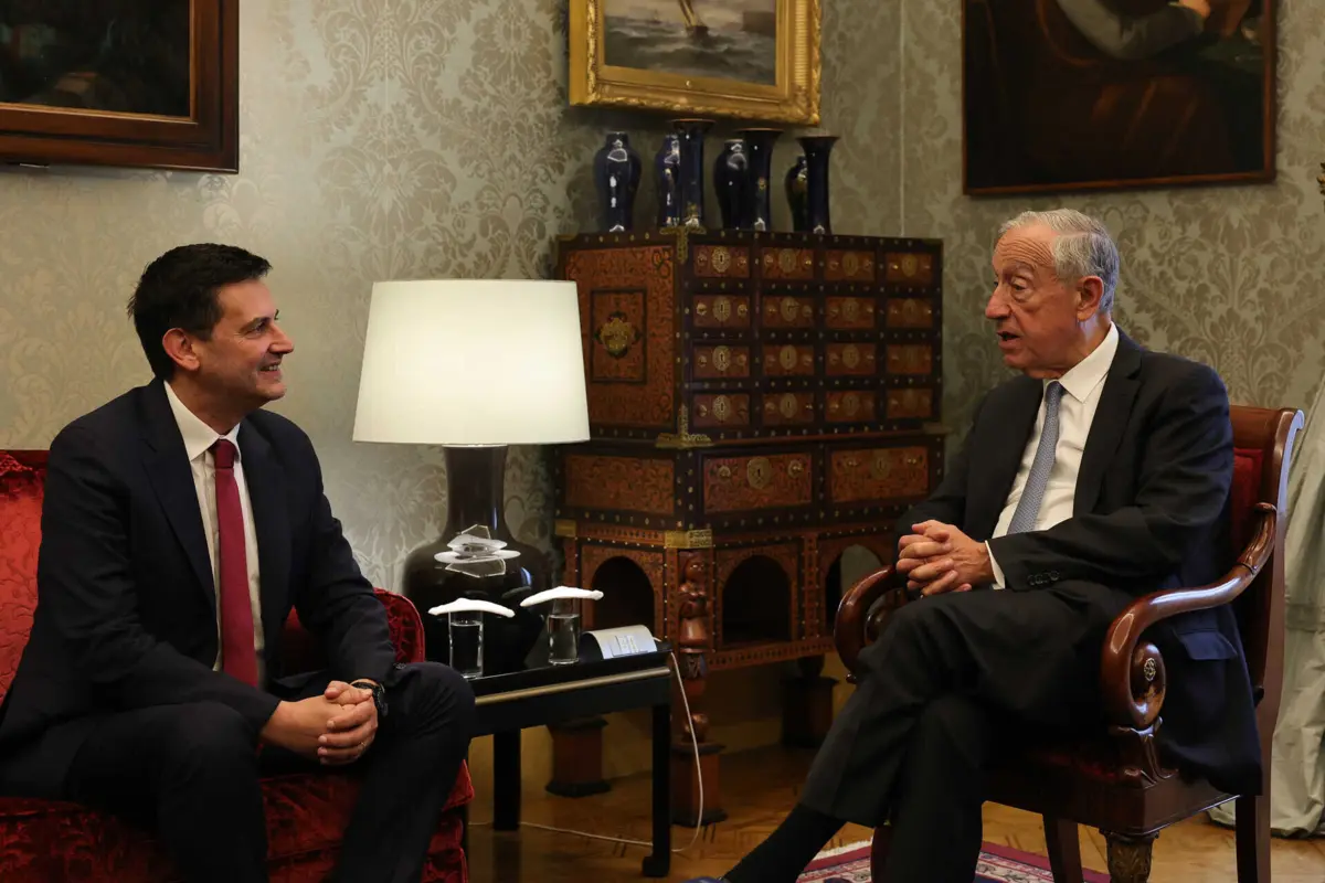 Imagem de contexto do artigo Desagregação de freguesias: após reunião com Marcelo, Rui Rocha adianta que decreto já foi promulgado