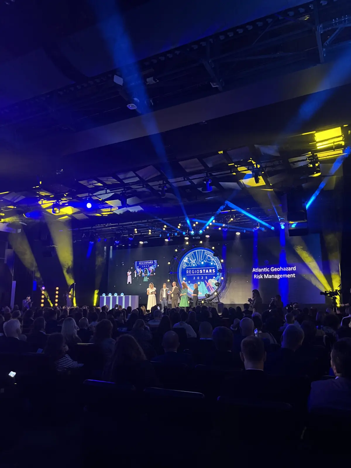 Imagem de contexto do artigo Quando cidadãos também ajudam a prevenir situações de risco, resultado "só podia ser fantástico": conheça o projeto do Técnico vencedor dos RegioStars