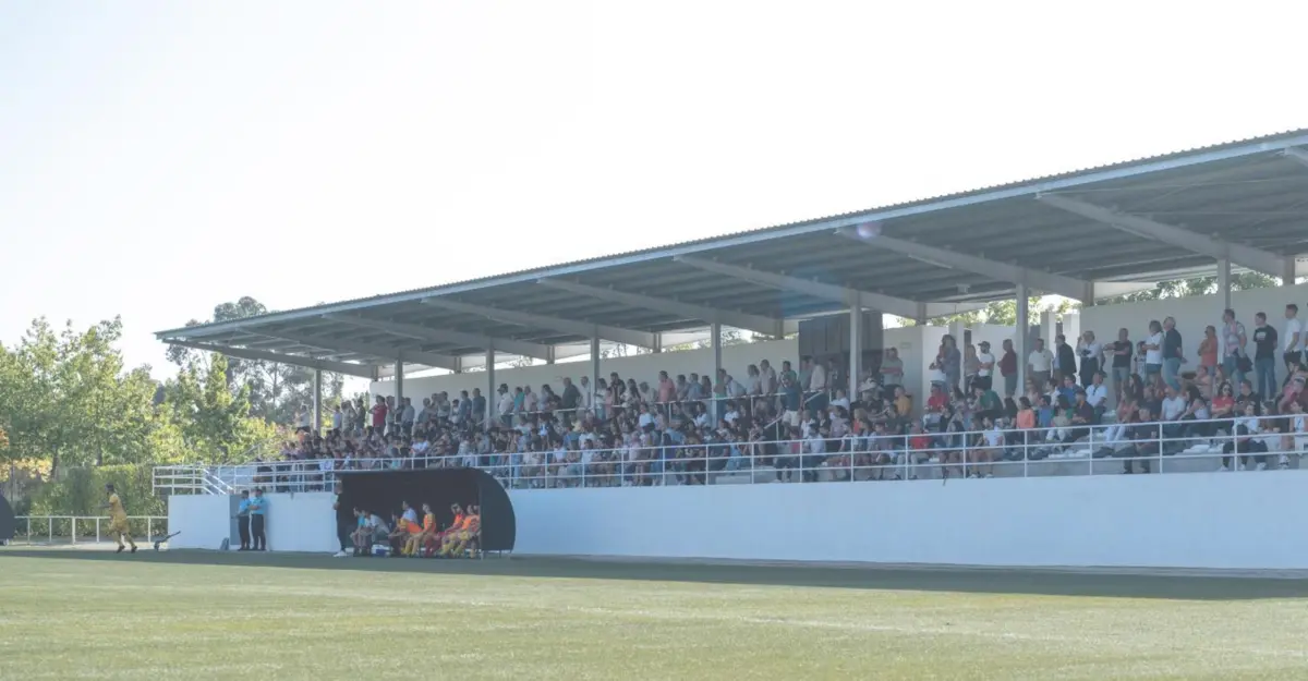 Imagem de contexto do artigo "Mal saiu o sorteio os adeptos já estavam a pedir bilhetes." Celoricense entusiasmado para receber FC Porto