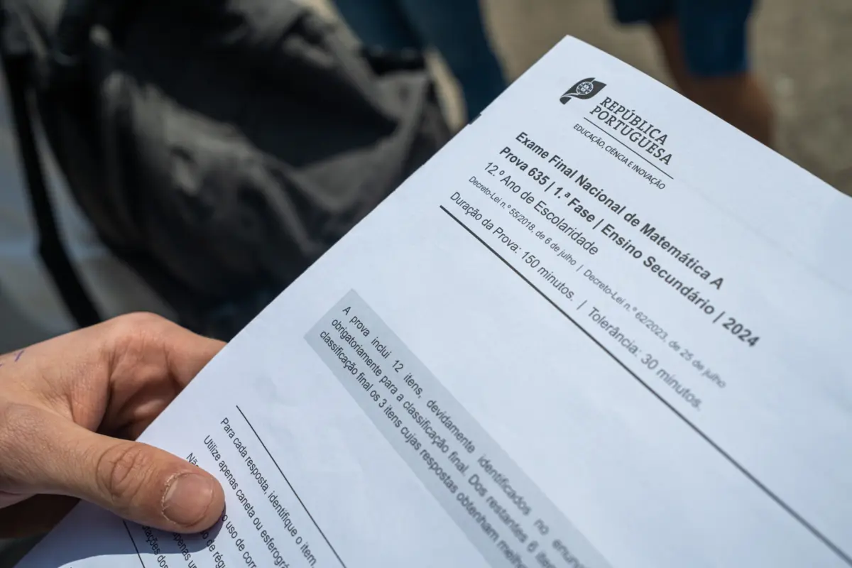 Imagem de contexto do artigo Exames nacionais: médias melhoraram a Matemática e pioraram a Português e Biologia